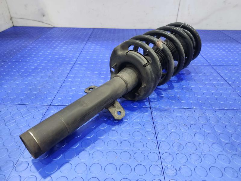 2016 Ford Transit 150 Strut Assembly