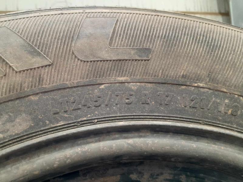 2011 Ford F-250 Super Duty Wheel