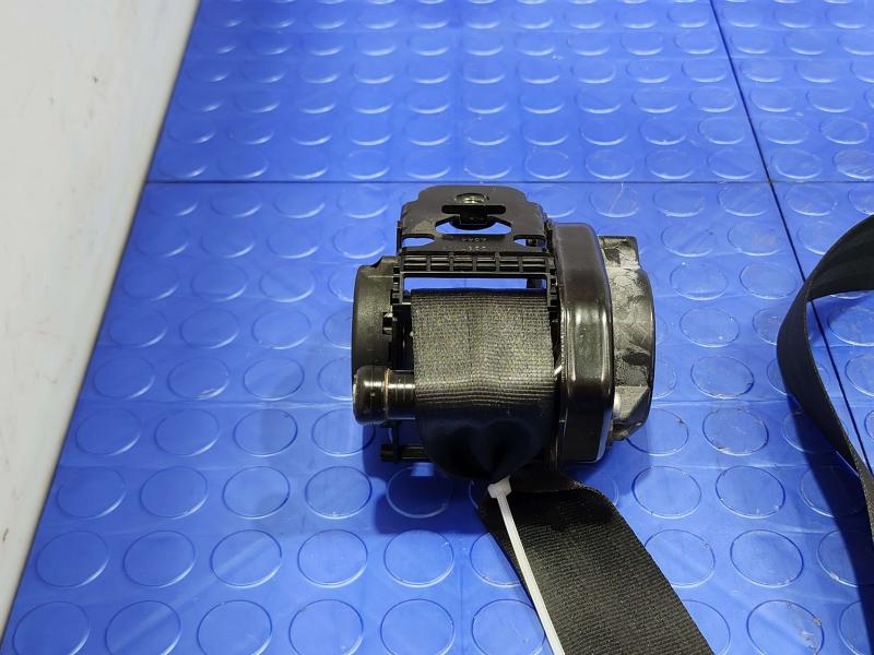 2020 Ford Mustang Front Seat Belt