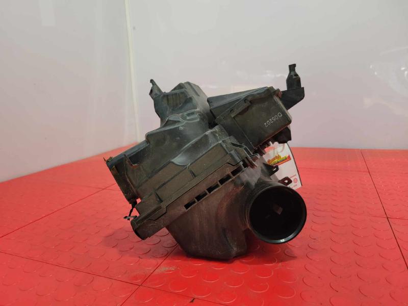 2009-2010 Nissan Murano Engine Air Cleaner Box Assembly Genuine OEM 165001AA0A