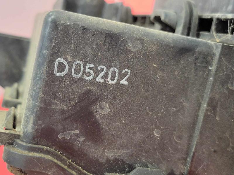 2009-2010 Nissan Murano Engine Air Cleaner Box Assembly Genuine OEM 165001AA0A
