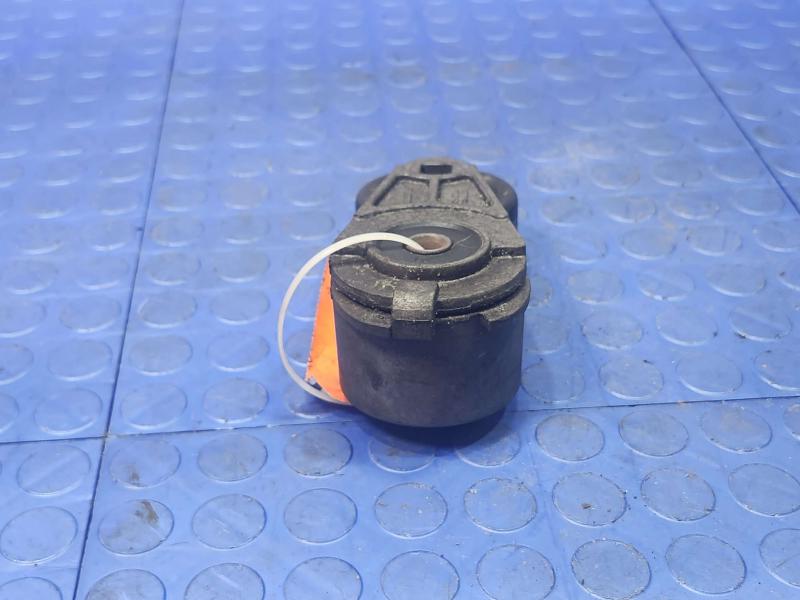 2016 Chevrolet Silverado 1500 Engine Belt Tensioner