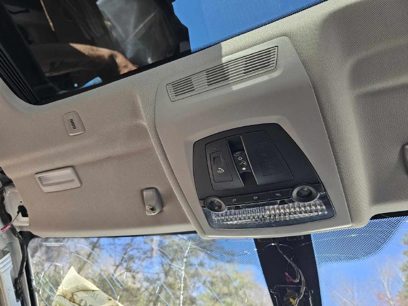 2016 BMW 528I Front Console