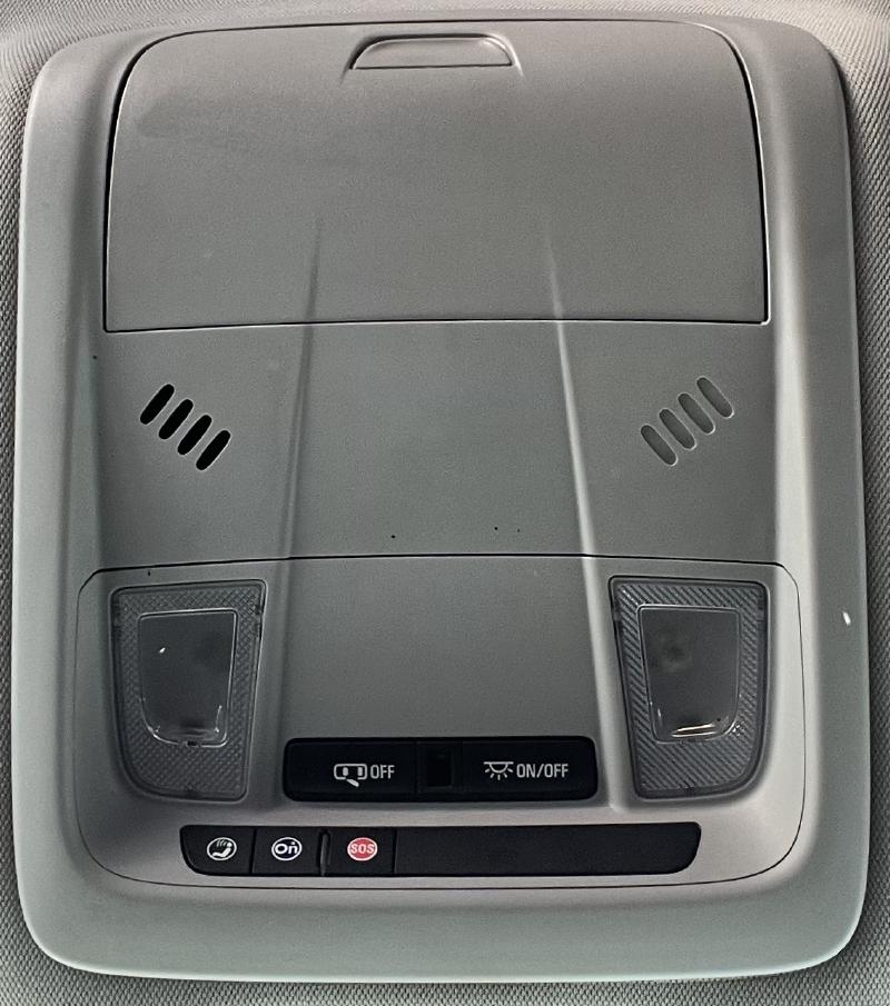 2018 Chevrolet Equinox Front Console