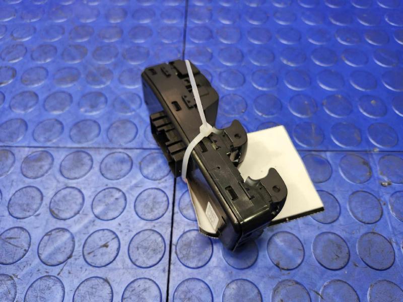 2024-2025 Buick Envista Master Window Switch Assembly Black OEM 84512940