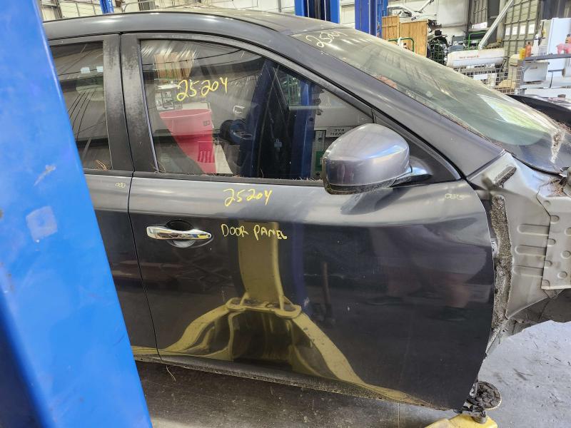 2013 Nissan Pathfinder Front Door
