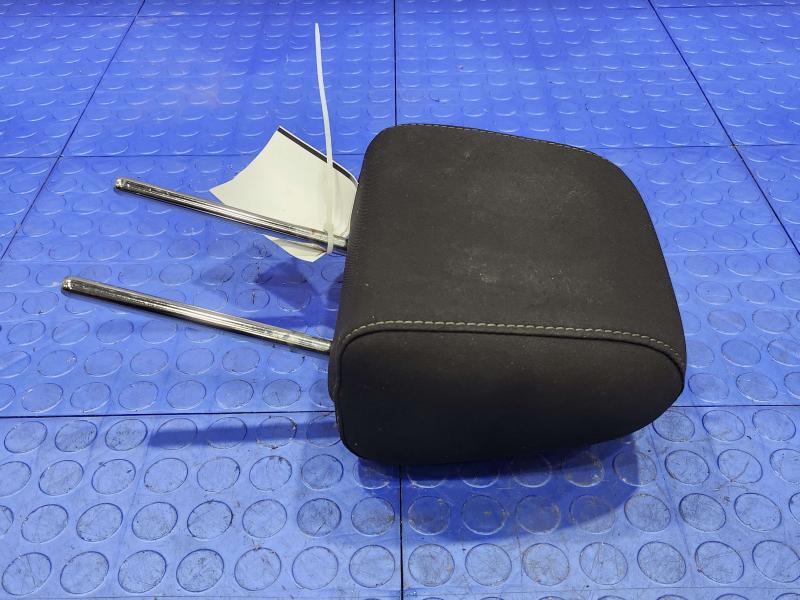 2017 Ford Focus Headrest