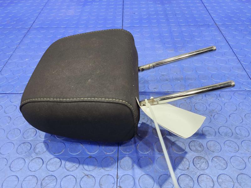 2017 Ford Focus Headrest
