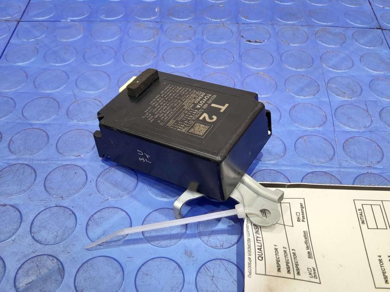 2017 Toyota Prius Chassis Brain Box