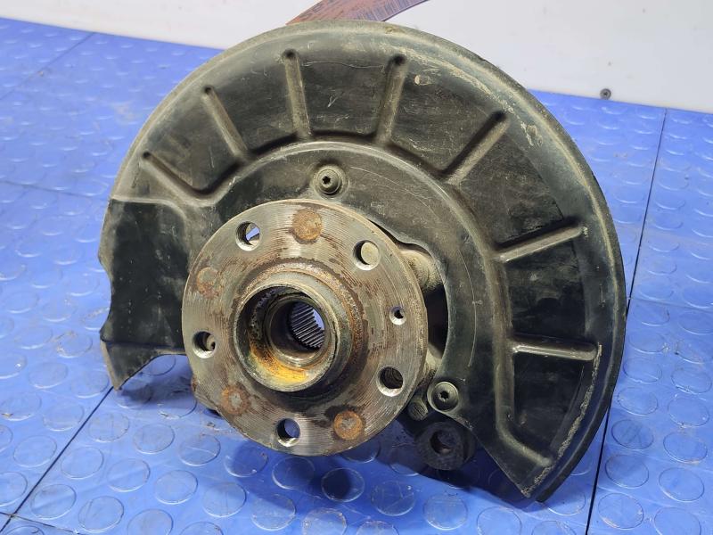 2015 Volkswagen Beetle Spindle Knuckle Front