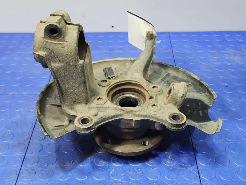 2015 Volkswagen Beetle Spindle Knuckle Front