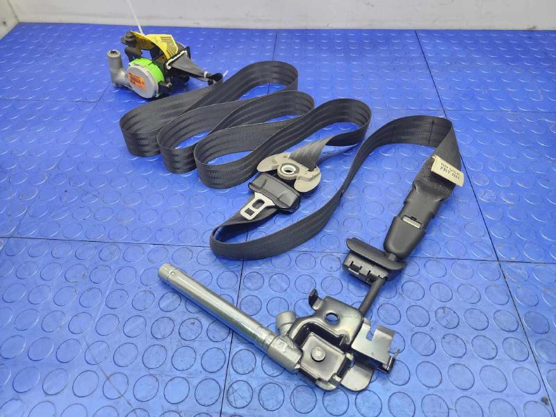 2017 Hyundai Accent Front Seat Belt