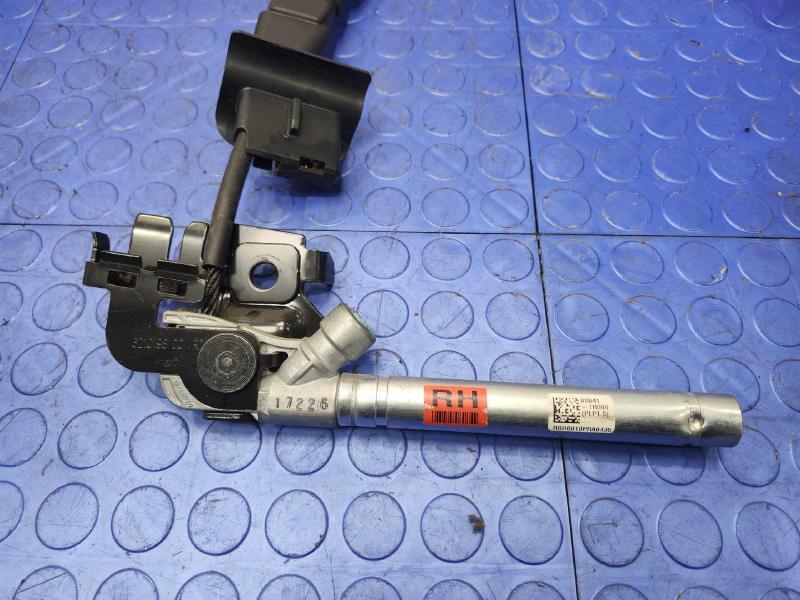 2017 Hyundai Accent Front Seat Belt