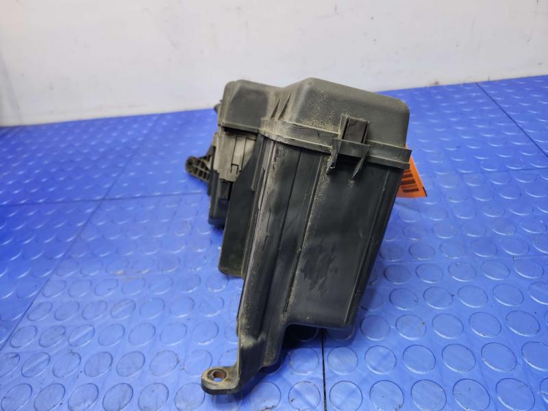 2002 Toyota Camry Engine Fuse Box