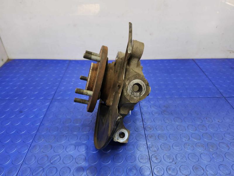 2009 Volkswagen Routan Spindle Knuckle Front