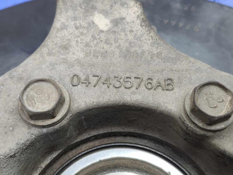 2009 Volkswagen Routan Spindle Knuckle Front
