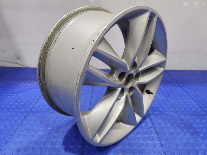 2016 Ford Edge Wheel