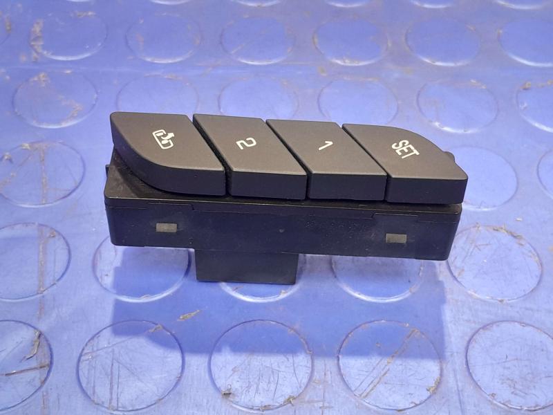 2017-2023 GMC Acadia Driver Seat Mirror Memory Control Switch OEM 22926446