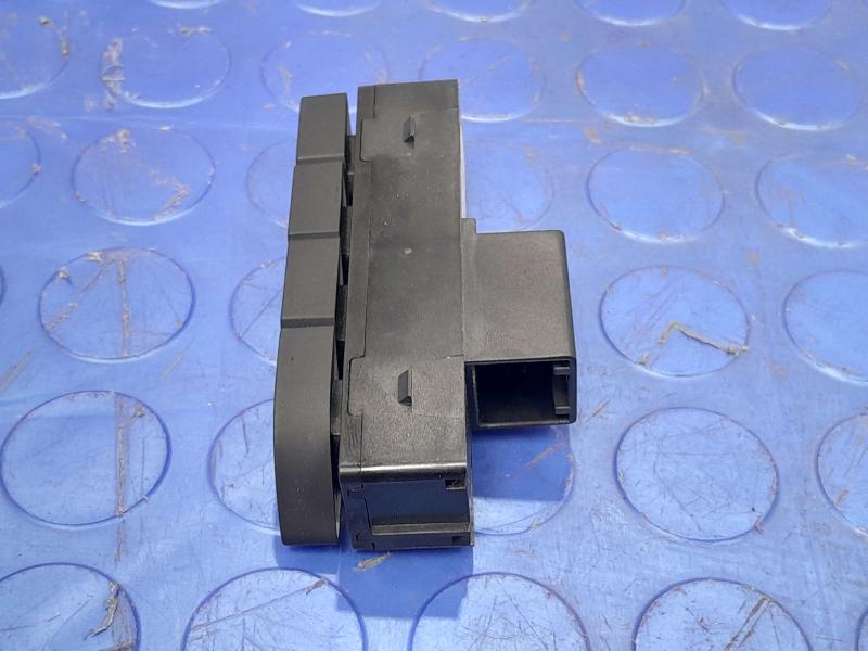 2017-2023 GMC Acadia Driver Seat Mirror Memory Control Switch OEM 22926446