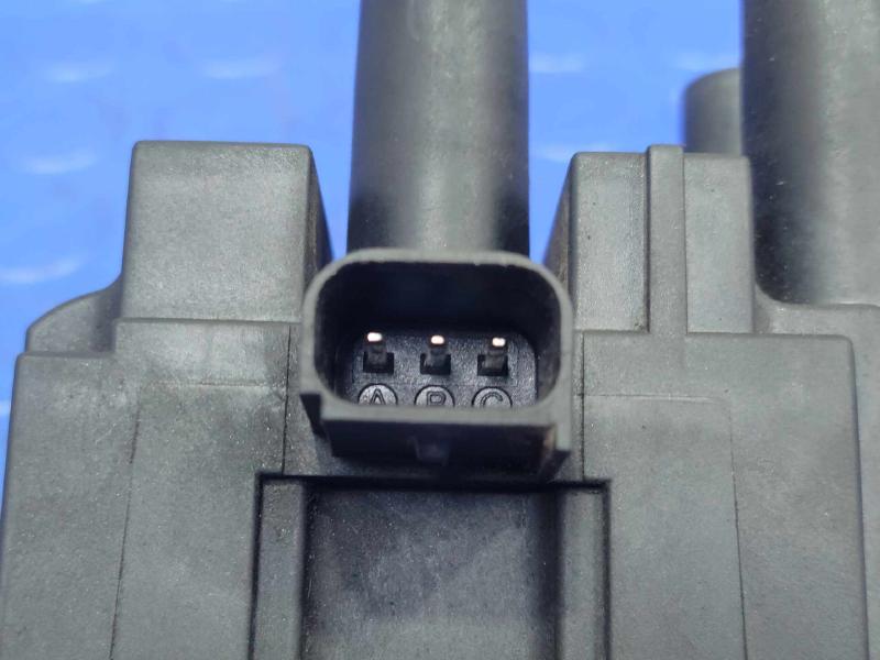 2011-2013 Ford Fiesta 1.6L Ignition Coil Pack Genuine OEM Part CM5G-12029-FB