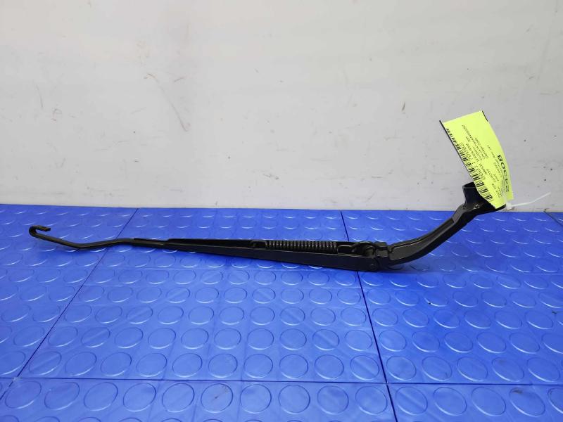 2022 Mitsubishi Eclipse Cross Wiper Arm