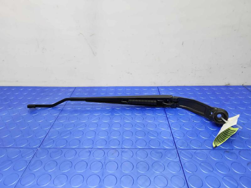 2022 Mitsubishi Eclipse Cross Wiper Arm