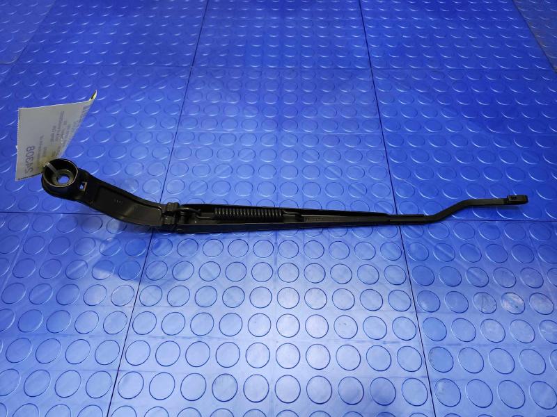 2022 Mitsubishi Eclipse Cross Wiper Arm