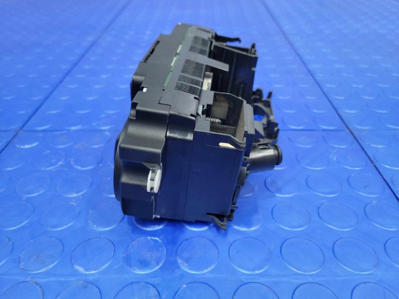 2009 Volkswagen Tiguan Heater A/C Control