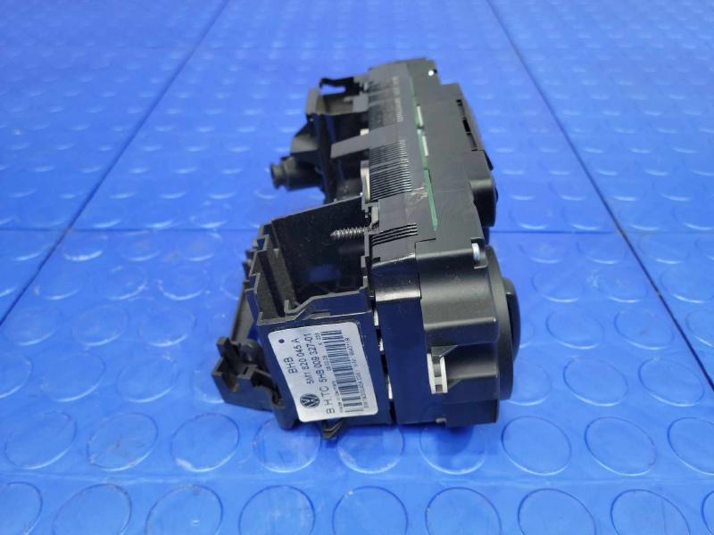 2009 Volkswagen Tiguan Heater A/C Control