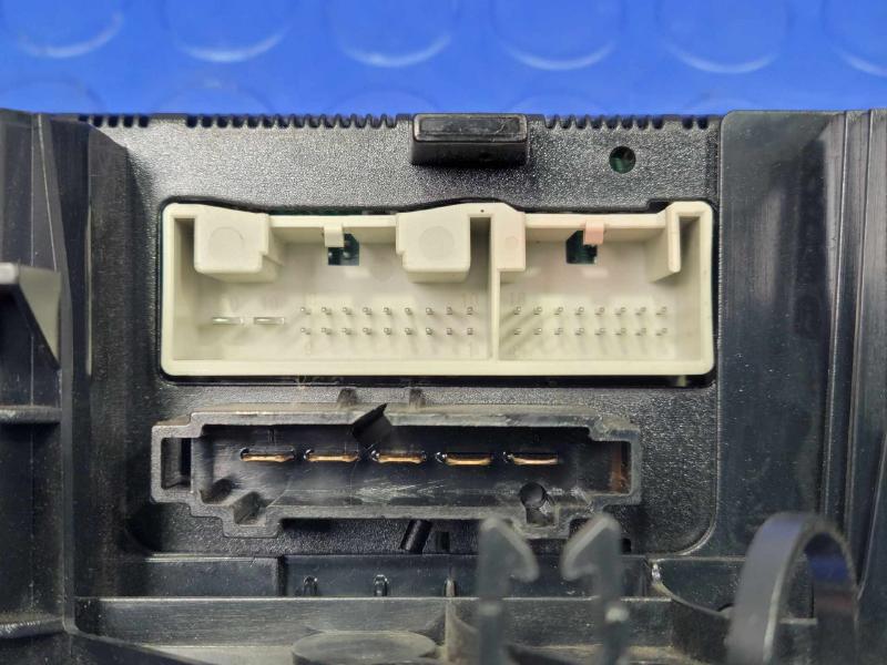 2009 Volkswagen Tiguan Heater A/C Control
