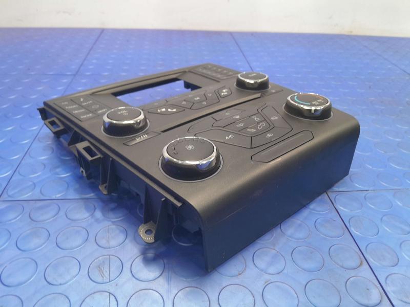 2015 Ford Fusion Radio / Temperature Control Panel Genuine OEM FS7T18E243DD