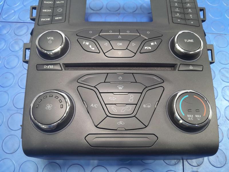 2015 Ford Fusion Radio / Temperature Control Panel Genuine OEM FS7T18E243DD