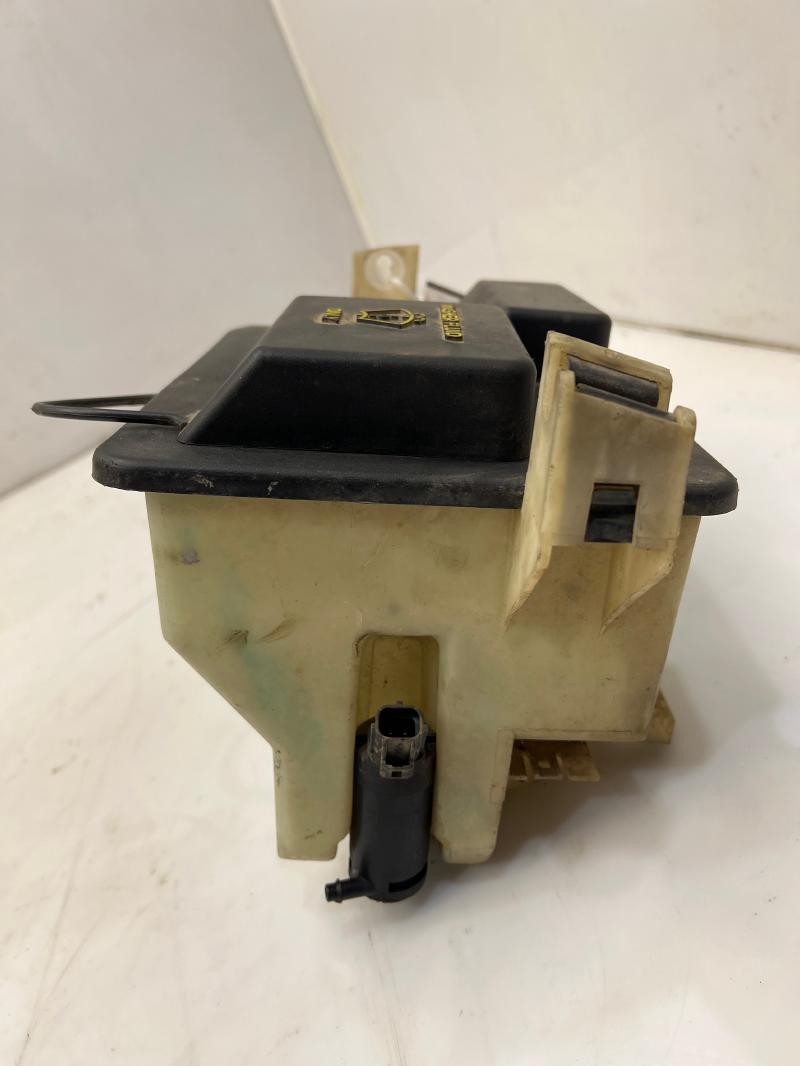 1998 - 2006 Ford F150 Windshield Washer Fluid Reservoir OEM 7L3Z17618A