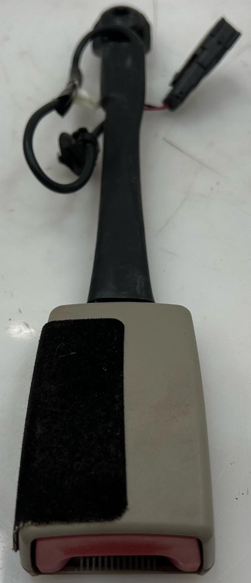 2013 Ford C-MAX Front Seat Belt