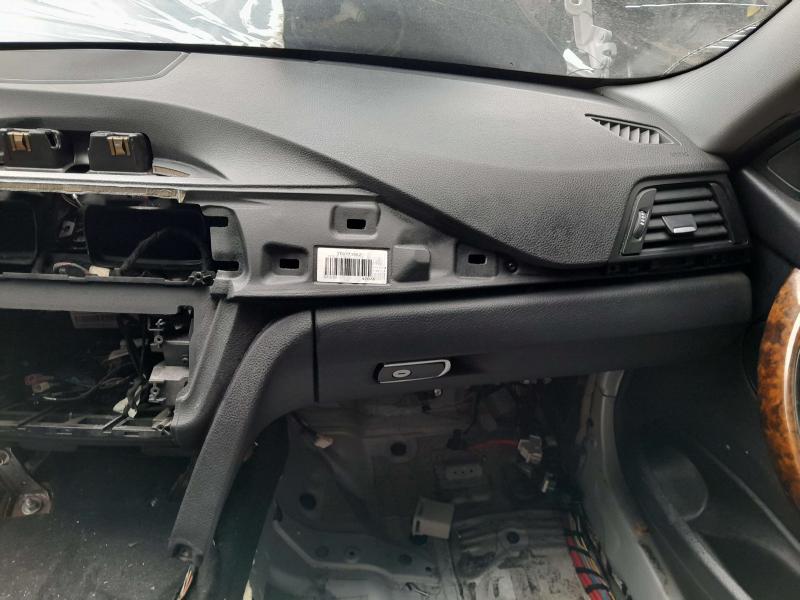 2015 BMW 328i Dash Panel
