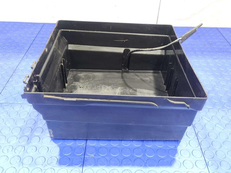 2016 Ford Transit 150 Battery Tray