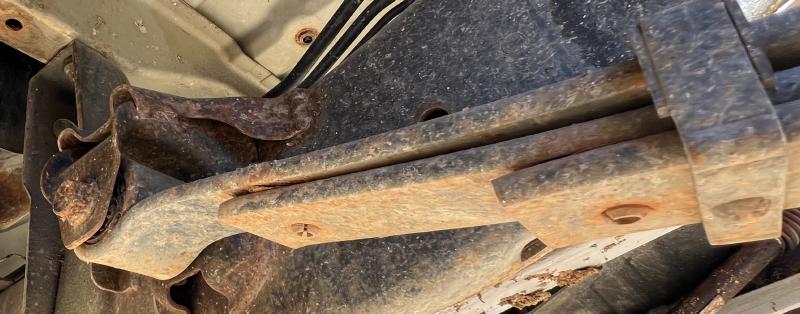 2008 Nissan Titan Leaf Spring Rear