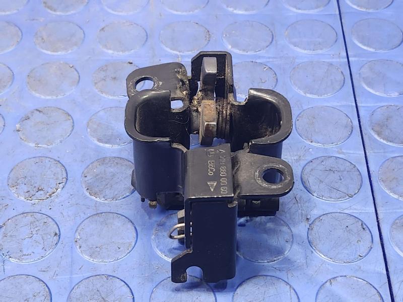 2006 Mercedes CLS-Class Hood Latch