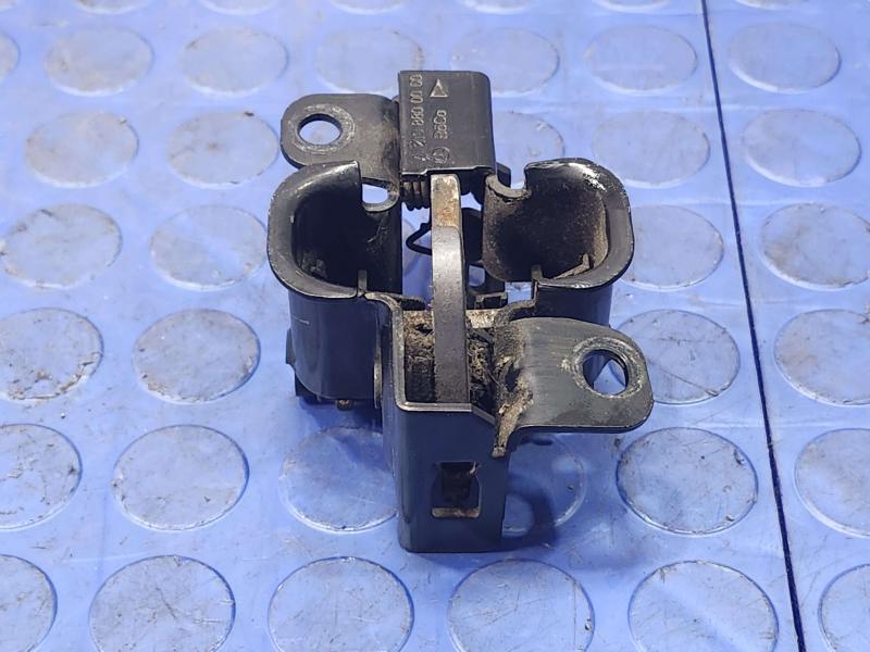 2006 Mercedes CLS-Class Hood Latch