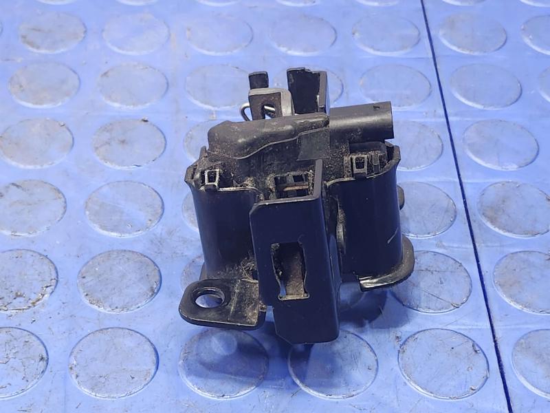 2006 Mercedes CLS-Class Hood Latch