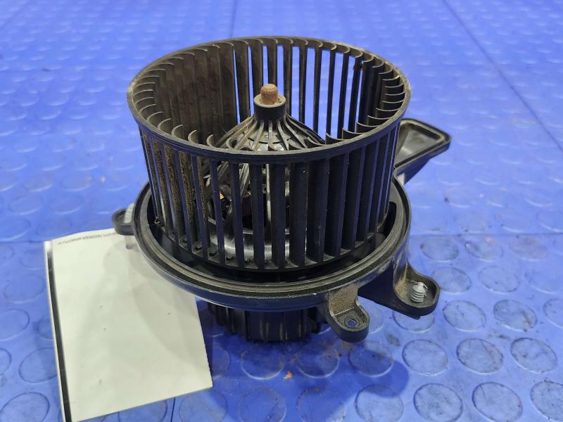 2010 Chevrolet Tahoe Blower Motor