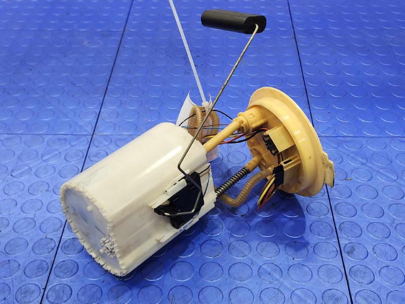 2015-2016 Volkswagen Golf 2.0L TDI Fuel Pump Assembly OEM 5Q0919050P