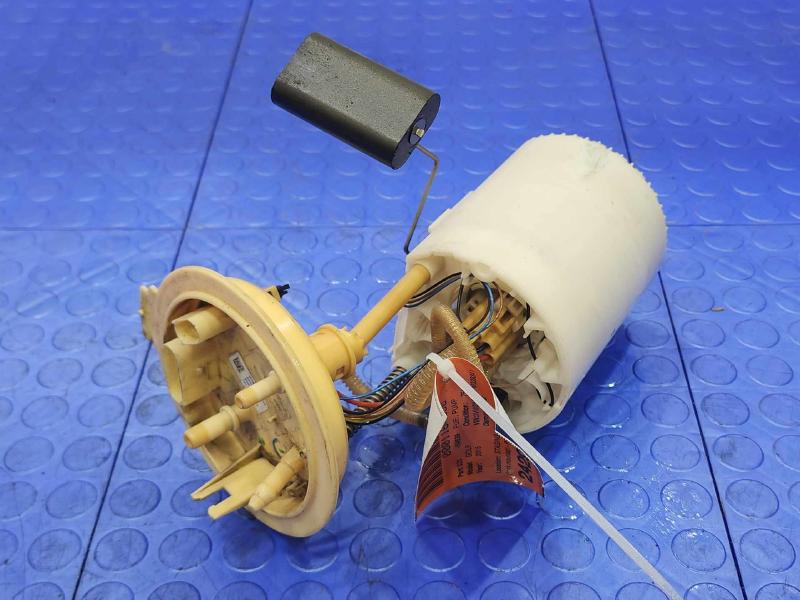 2015-2016 Volkswagen Golf 2.0L TDI Fuel Pump Assembly OEM 5Q0919050P