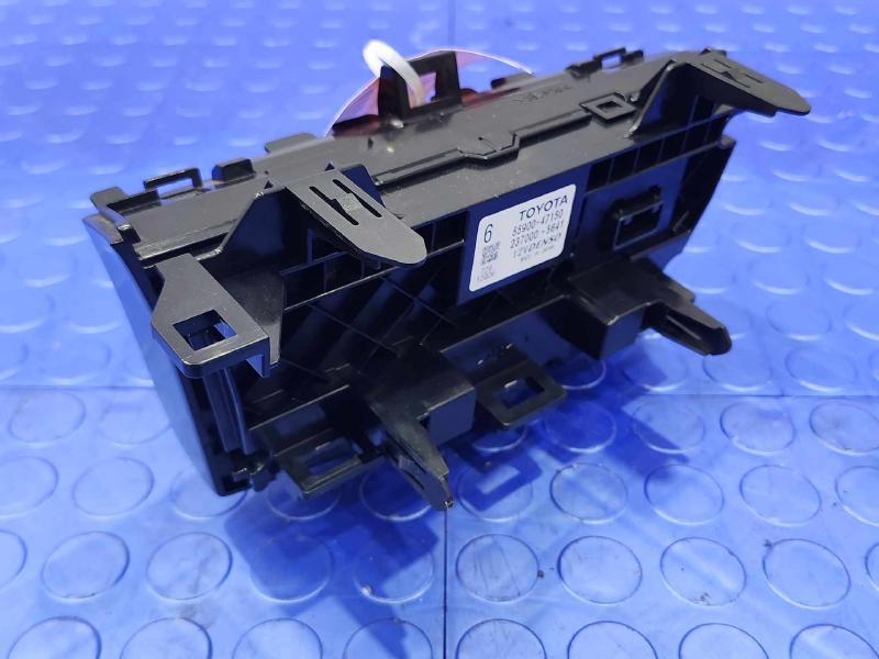 2014 Toyota Prius V Automatic Temperature Climate Control Panel OEM 5590047150