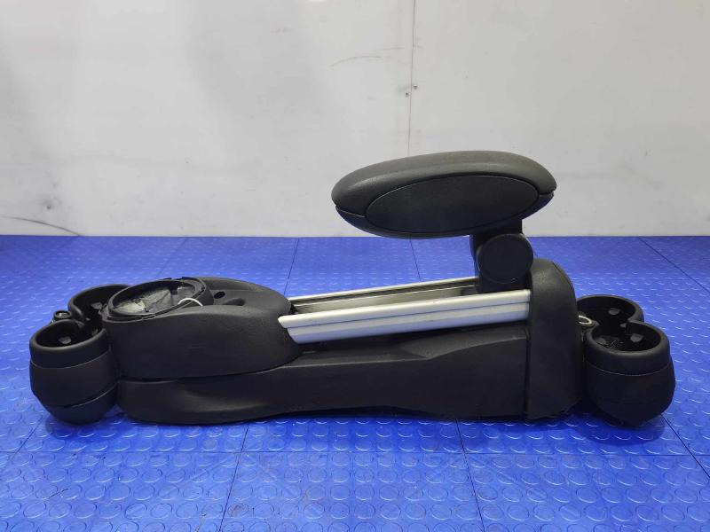 2014 MINI Cooper Countryman Front Console