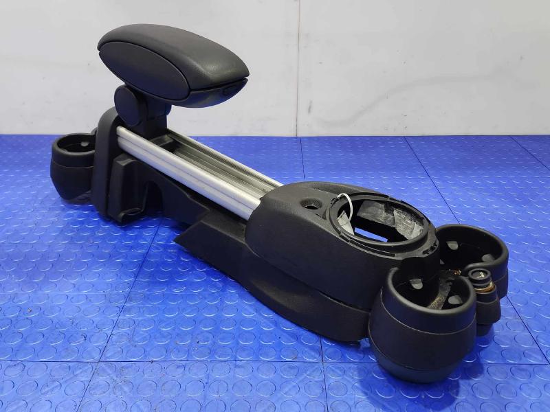 2014 MINI Cooper Countryman Front Console