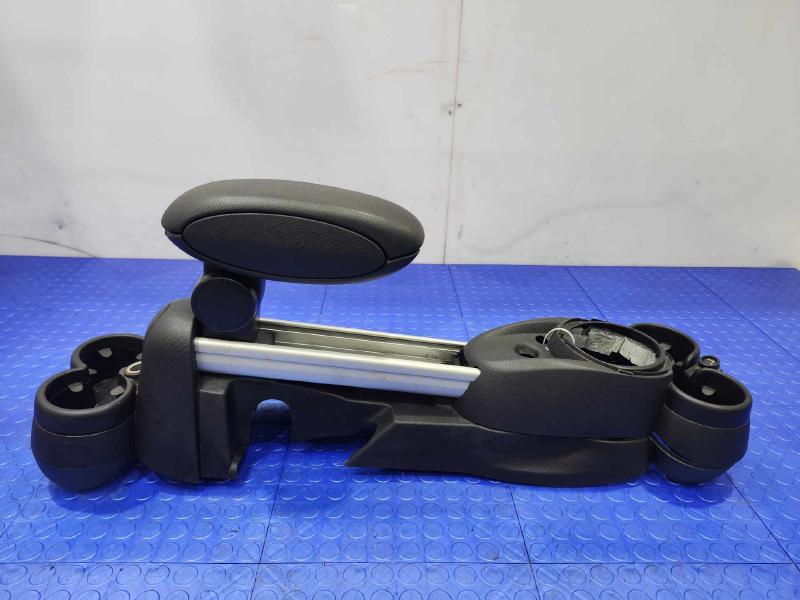 2014 MINI Cooper Countryman Front Console