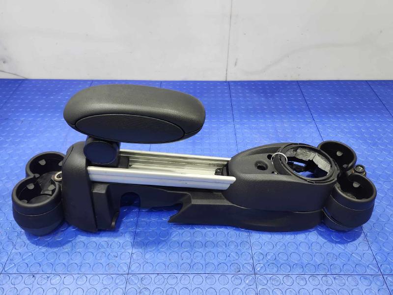 2014 MINI Cooper Countryman Front Console
