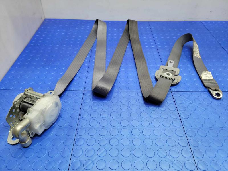2007-2009 Toyota Camry Front Seat Belt Retractor Right Passenger Gray OEM 7321006161B1