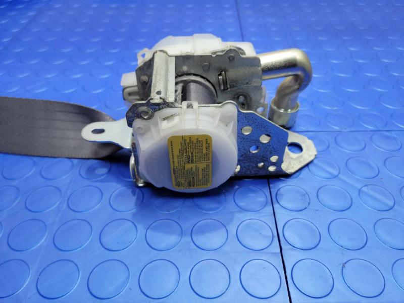 2007-2009 Toyota Camry Front Seat Belt Retractor Right Passenger Gray OEM 7321006161B1